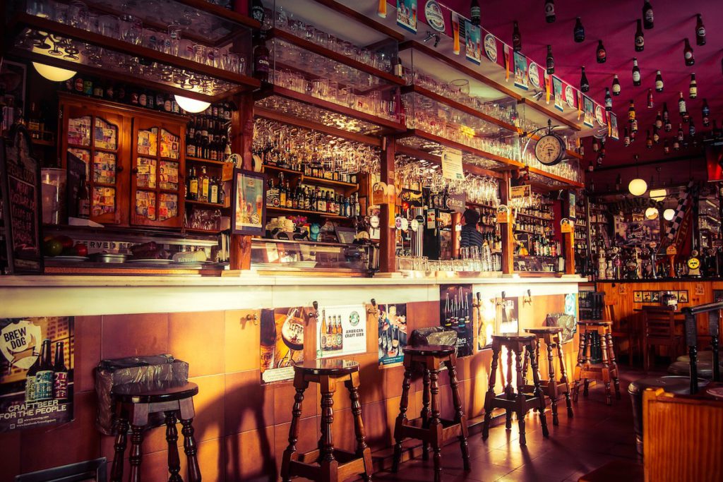 Classy Melbourne Bars to enjoy a Cigar